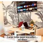 Cosy Avec Salle De Bain Et Jardin Prive Paříž