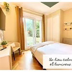 Cosy Avec Salle De Bain Et Jardin Prive *