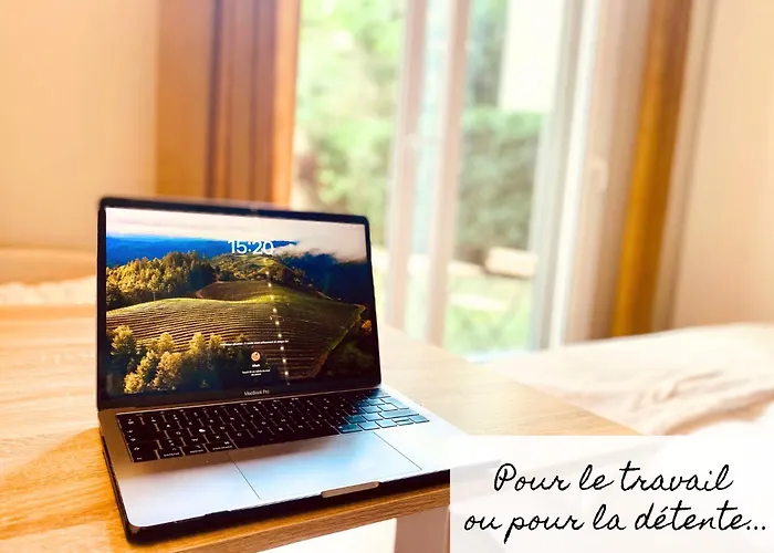 Cosy Avec Salle De Bain Et Jardin Prive *
