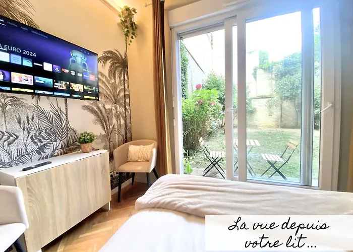 Rum i privatbostad Cosy Avec Salle De Bain Et Jardin Prive