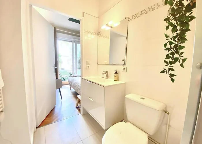 Rum i privatbostad Cosy Avec Salle De Bain Et Jardin Prive *
