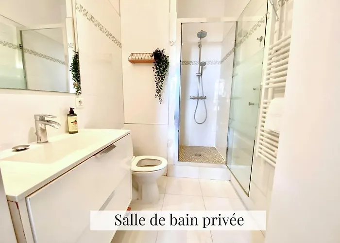 Cosy Avec Salle De Bain Et Jardin Prive Rum i privatbostad *